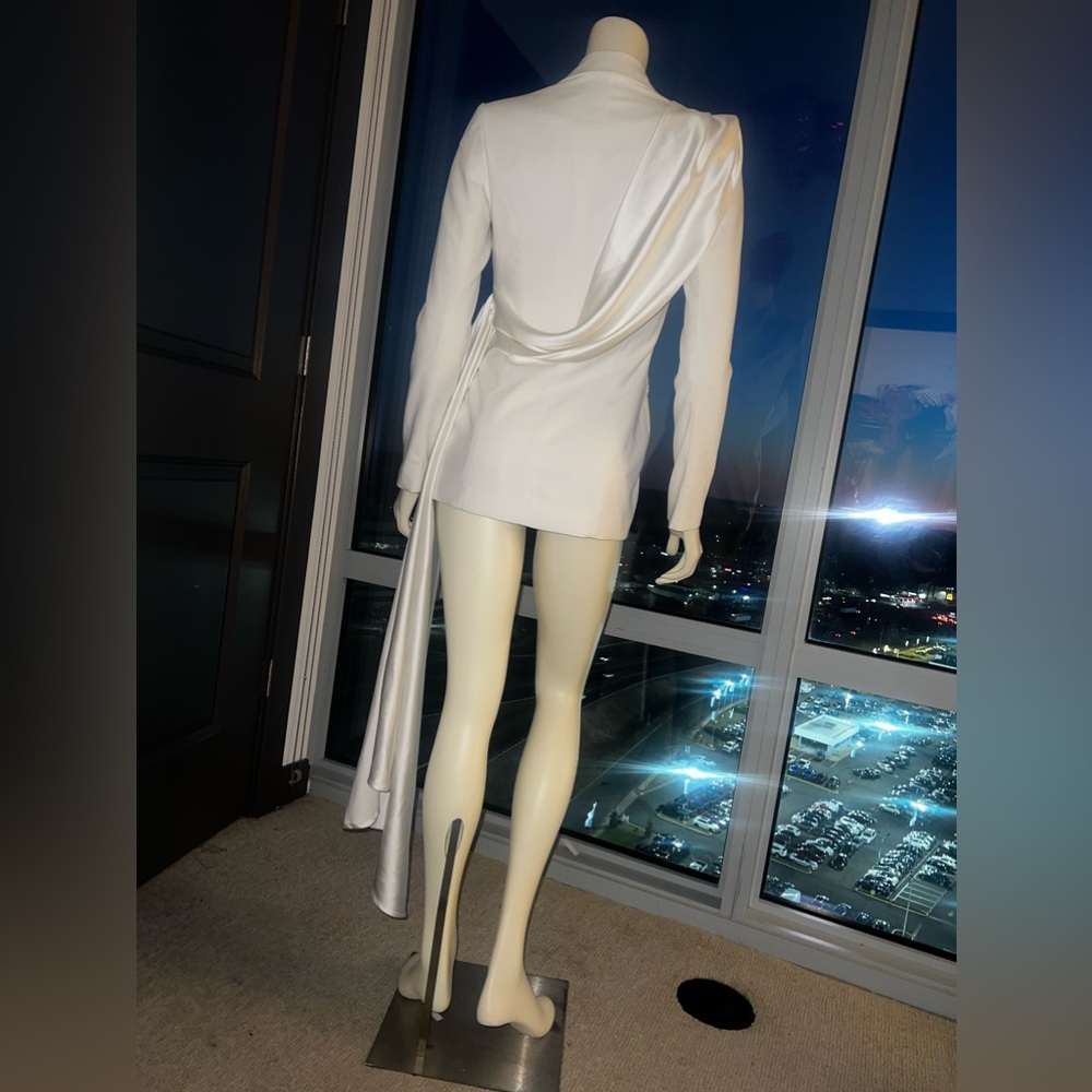 Miss Circle Vandra White Draping Blazer Jacket⚜️